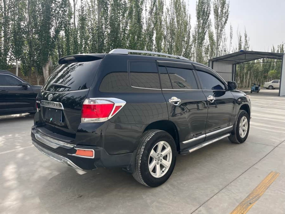 豐田 漢蘭達(dá)  2013款 2.7L 兩驅(qū)5座紫金版圖片