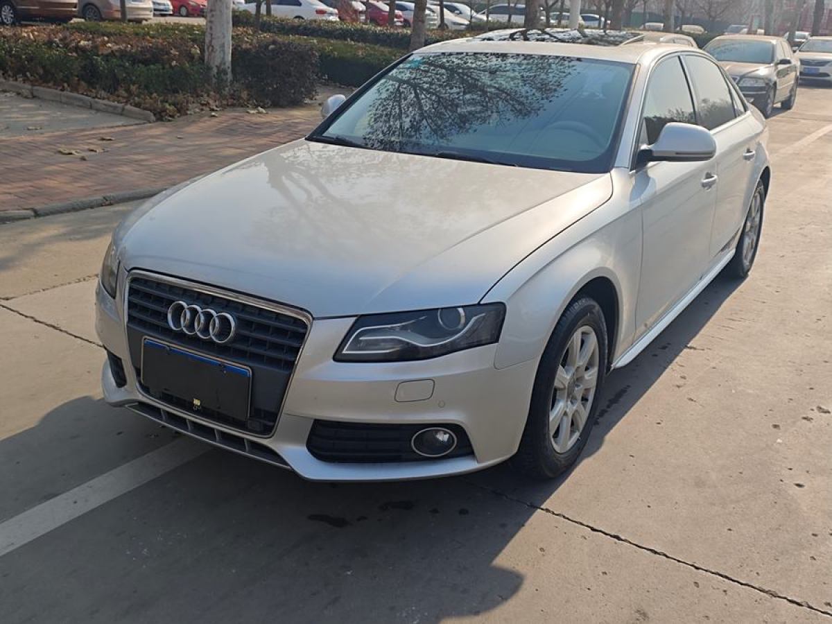 奧迪 奧迪A4L  2011款 2.0 TFSI 運(yùn)動(dòng)型圖片