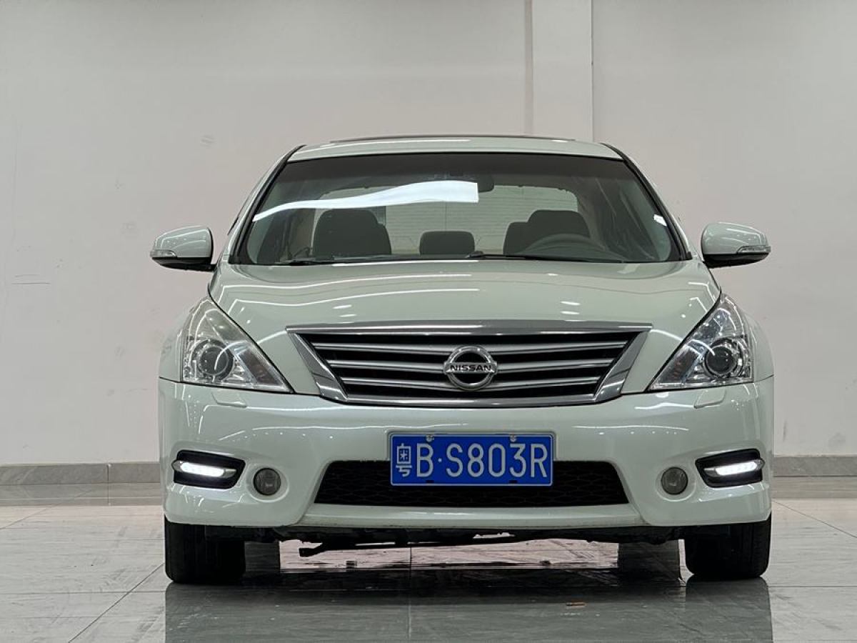 日產(chǎn) 天籟  2011款 公爵 2.5L XV尊雅版圖片