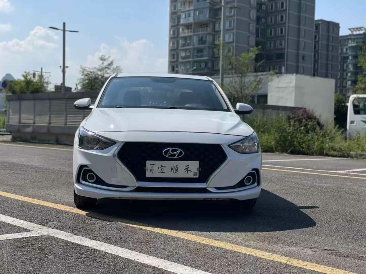 現(xiàn)代 悅動  2018款 1.6L 自動悅目版GL圖片