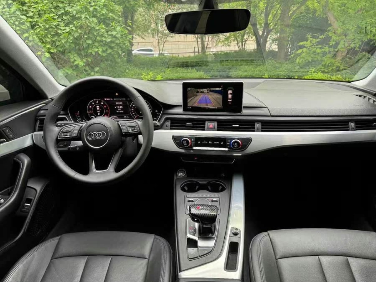 奧迪 奧迪A4L  2019款 40 TFSI 運(yùn)動(dòng)型 國(guó)V圖片