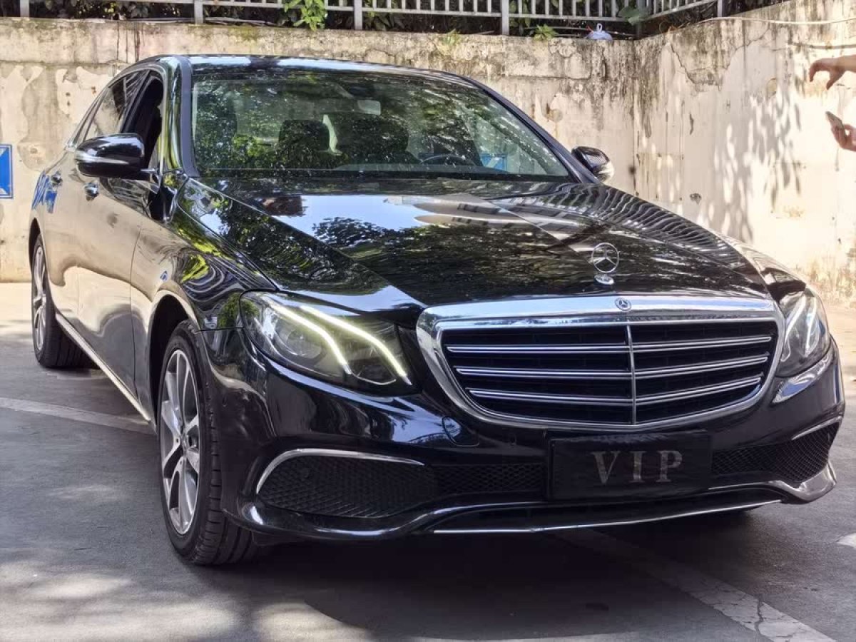 奔馳 奔馳E級(jí)  2020款 改款 E 260 L圖片