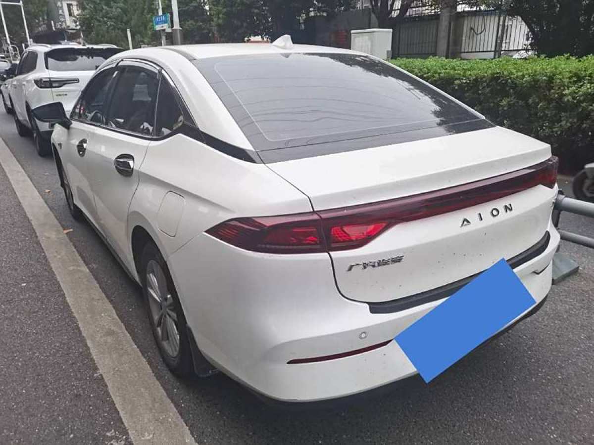 2023年8月埃安 AION S  2023款 炫 580 55.2kWh 磷酸鐵鋰