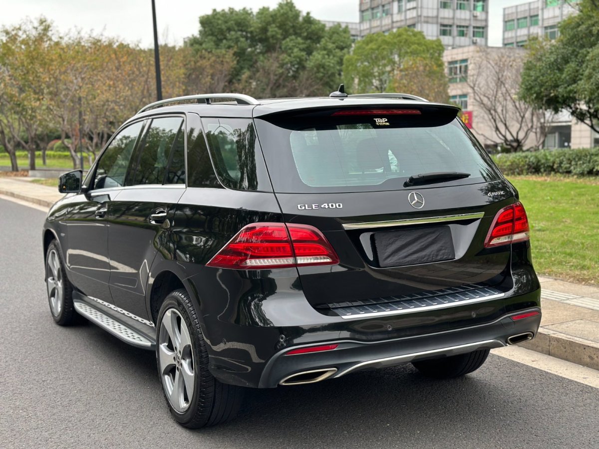 奔馳 奔馳GLE  2019款 GLE 320 4MATIC 豪華型臻藏版圖片