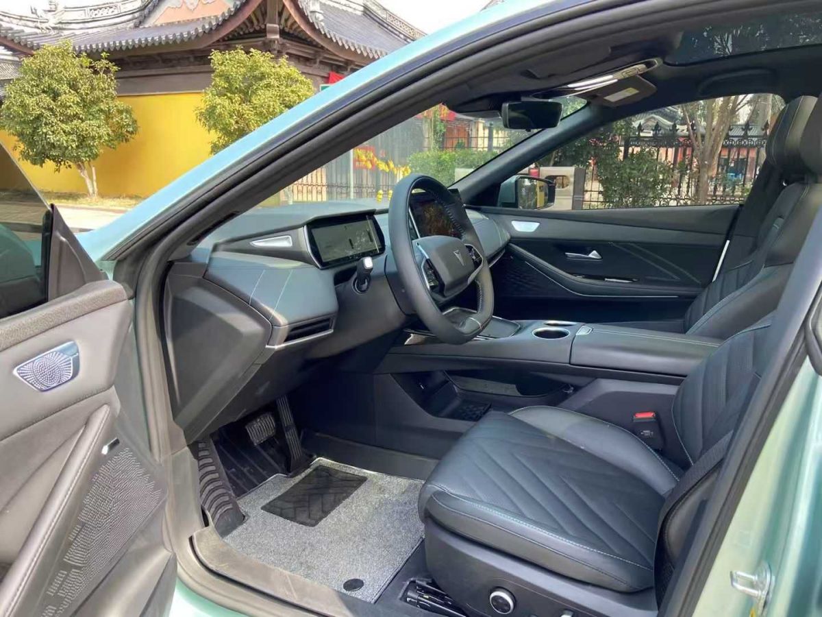 長(zhǎng)安 長(zhǎng)安UNI-V  2024款 1.5T 尊享型圖片