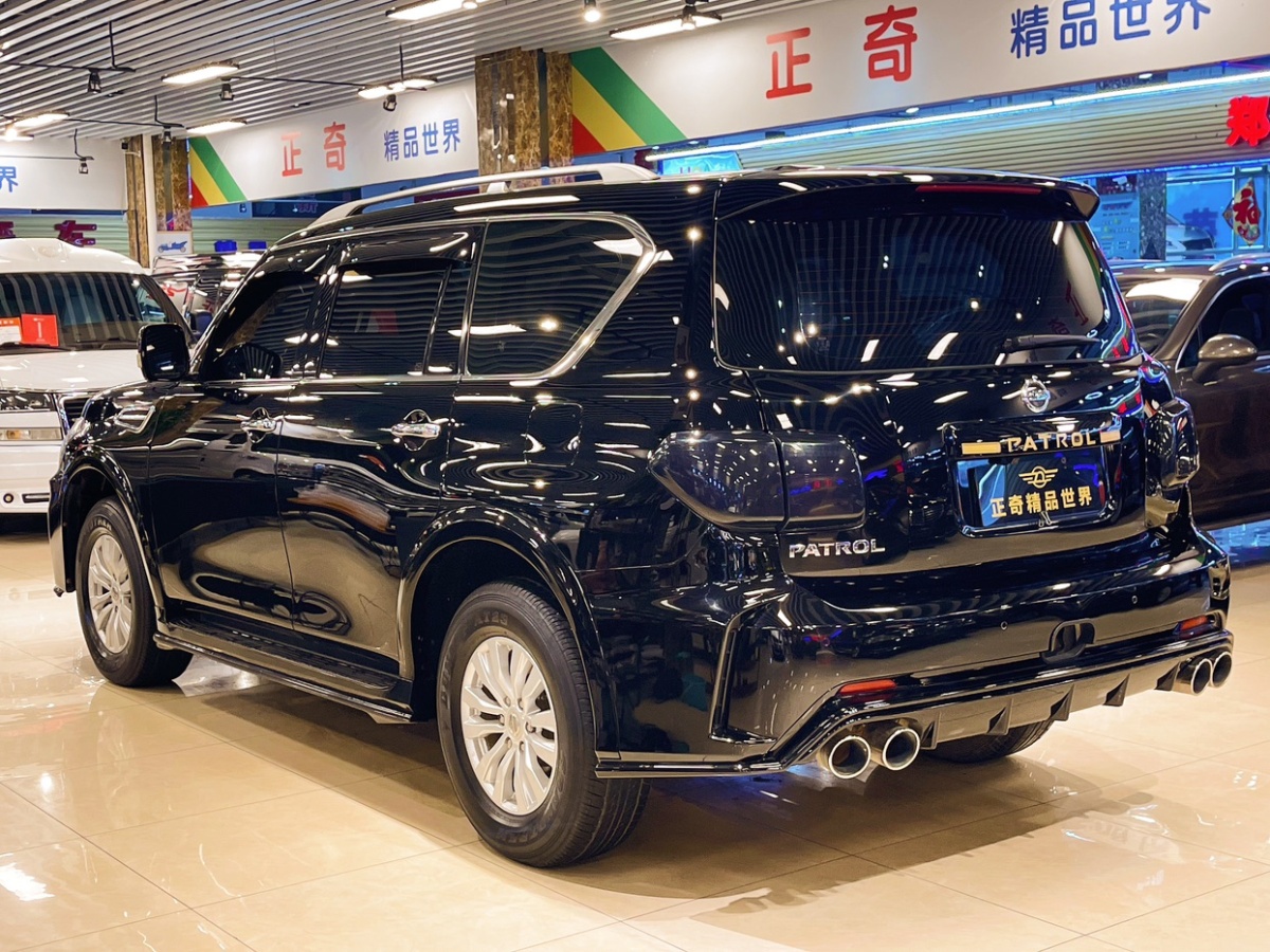 日產(chǎn) 途樂(lè)  2018款 4.0L 旗艦型圖片