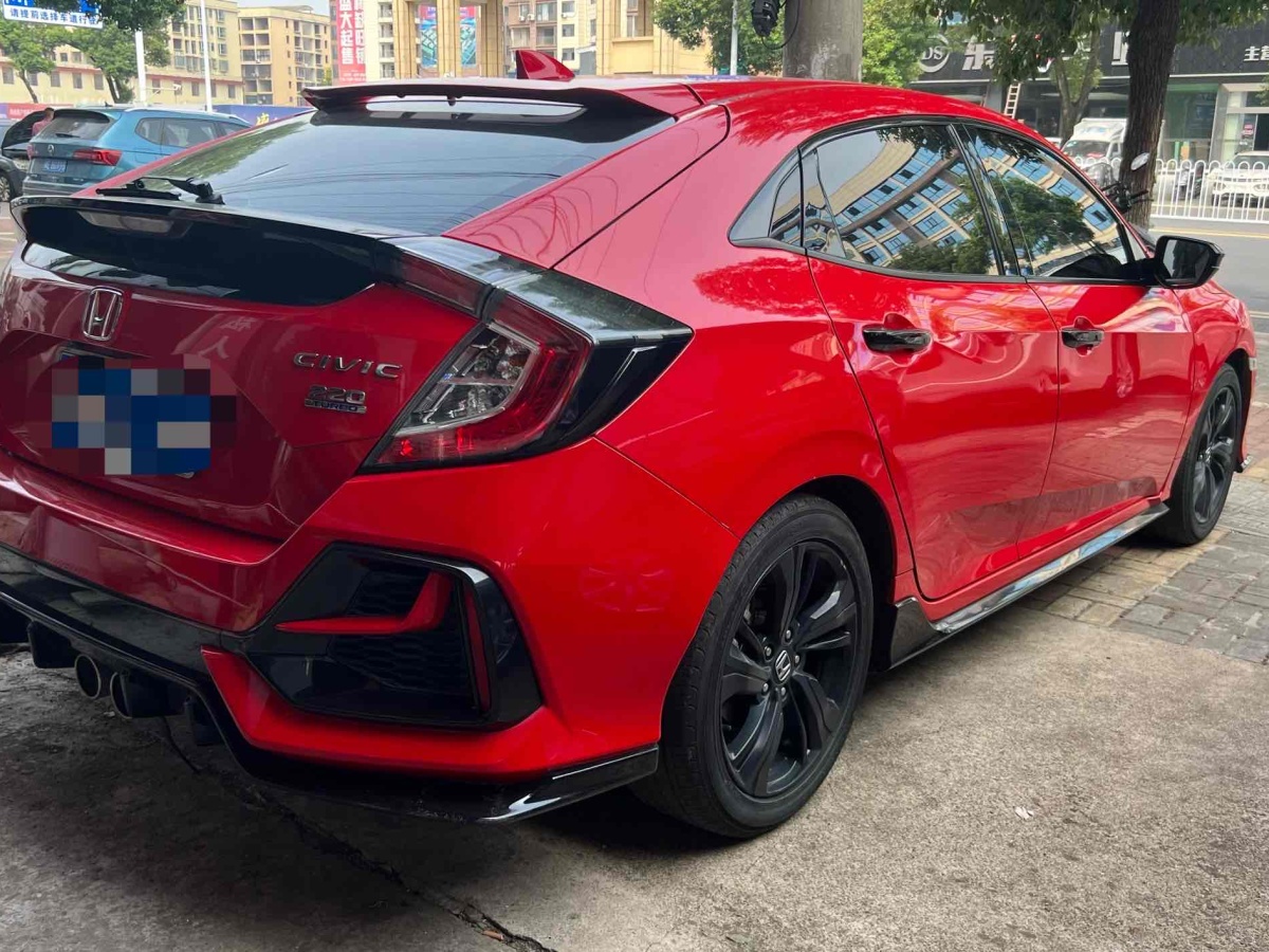 本田 思域  2021款 HATCHBACK 220TURBO CVT潮酷控图片