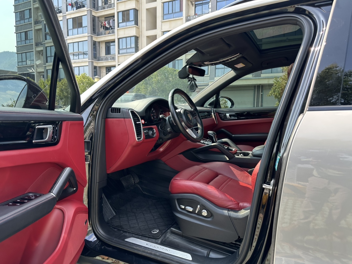 保时捷 Cayenne  2019款 Cayenne 3.0T图片