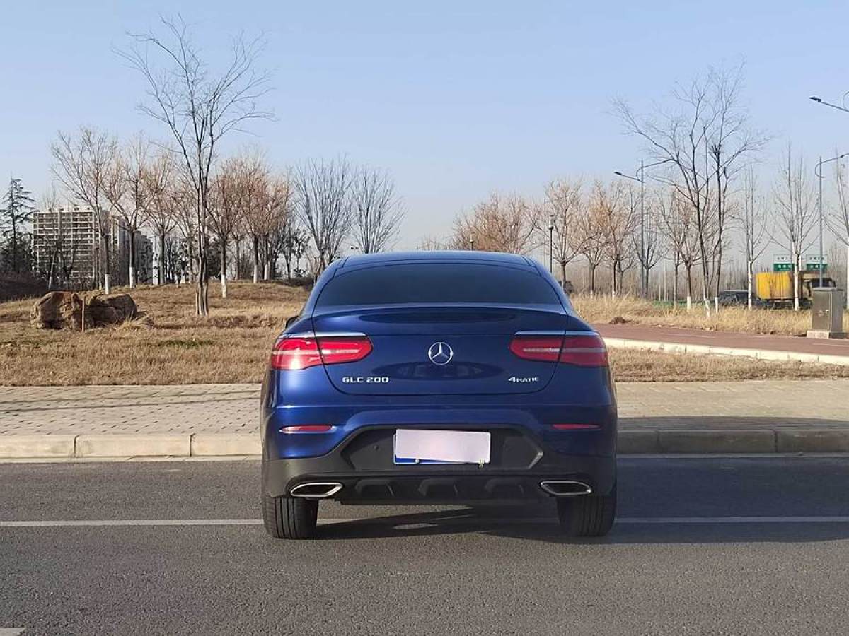 奔馳 奔馳GLC  2022款 改款 GLC 300 4MATIC 轎跑SUV圖片