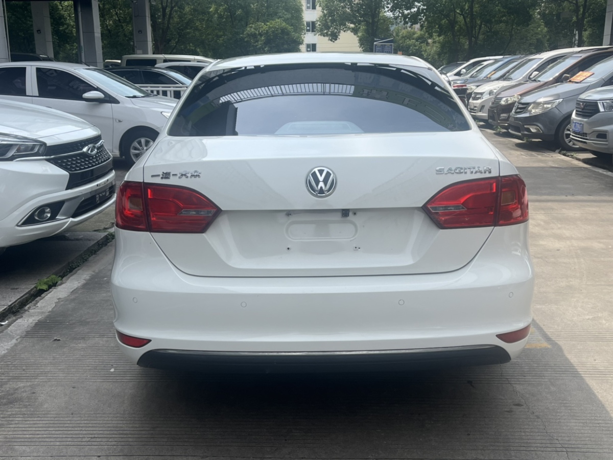 大眾 速騰  2014款 改款 1.6L 自動舒適型圖片
