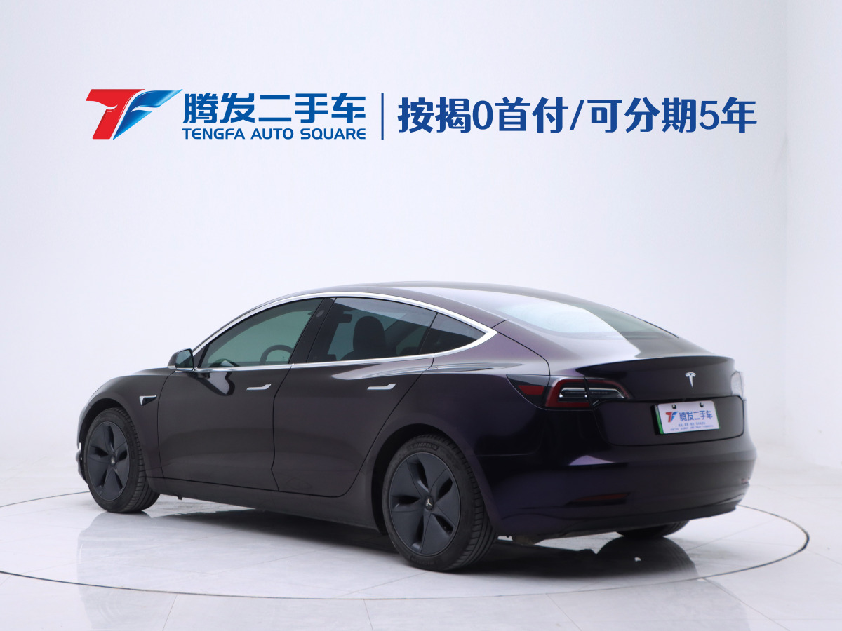 特斯拉 Model 3  2019款 標(biāo)準(zhǔn)續(xù)航后驅(qū)升級(jí)版圖片