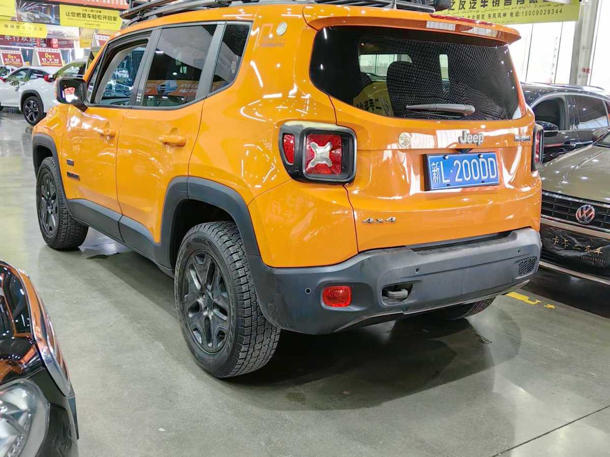 Jeep 自由侠  2016款 2.0L 自动四驱75周年致敬版图片