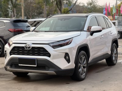 2023年11月 豐田 RAV4 榮放 2.0L CVT兩驅(qū)風(fēng)尚版圖片