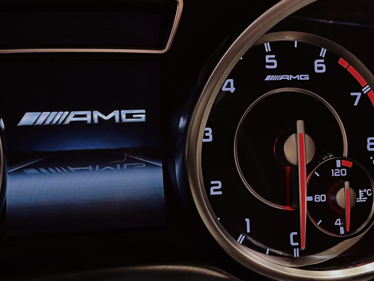 2014年10月奔驰 奔驰M级AMG  2014款 AMG ML 63