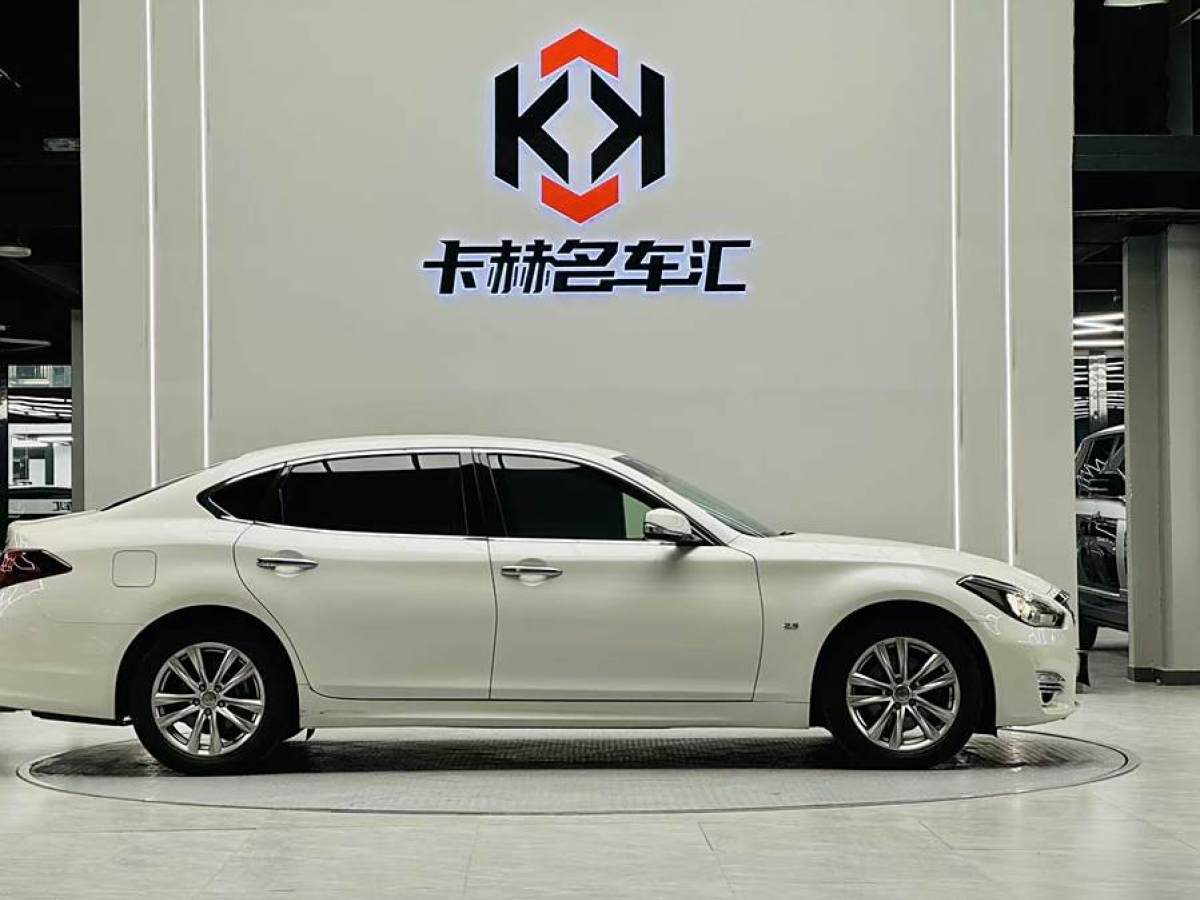 英菲尼迪 Q70  2017款 Q70L 2.5L 精英版圖片