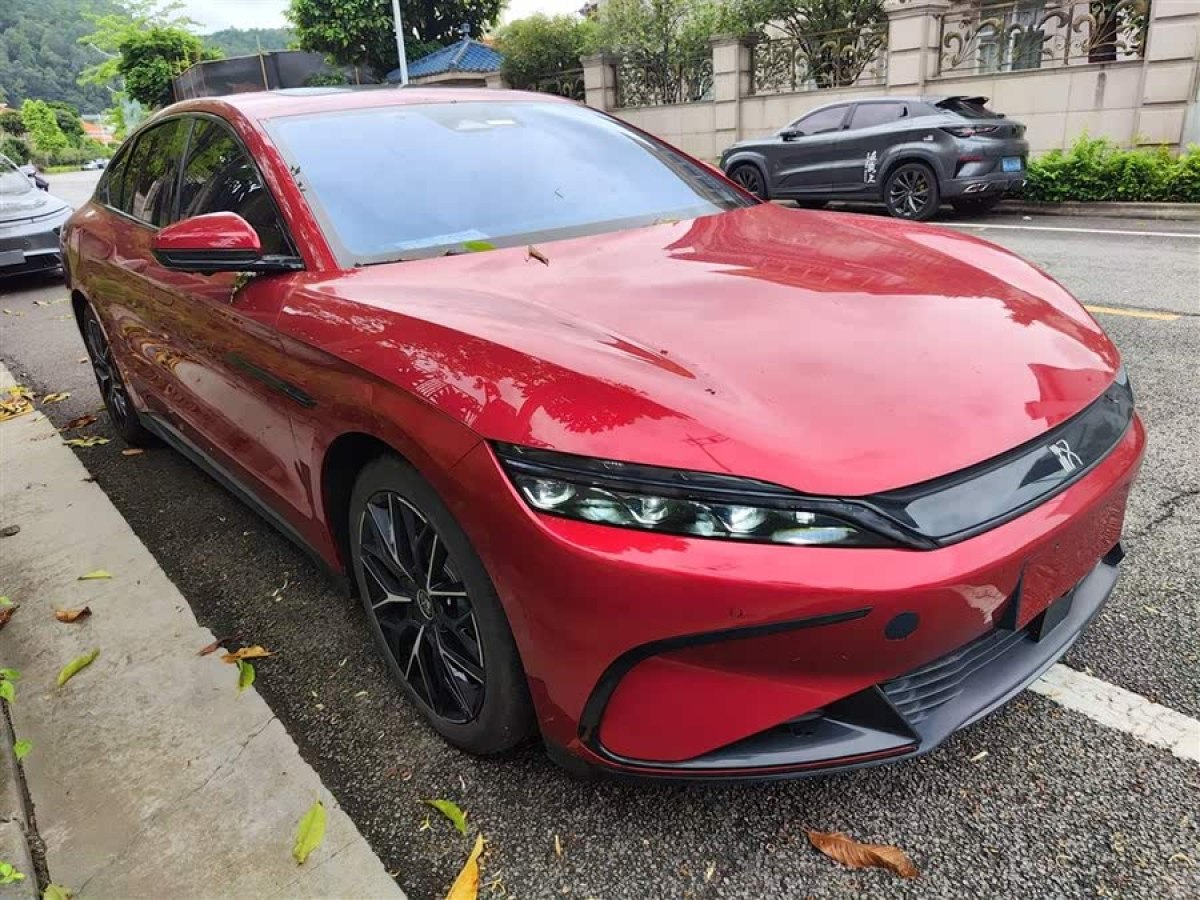 比亞迪 漢  2022款 EV 創(chuàng)世版 610KM四驅(qū)尊享型圖片