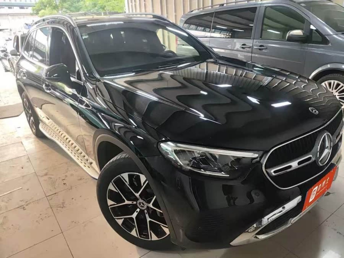 奔馳 奔馳GLC  2024款 GLC 260 L 4MATIC 動(dòng)感型 7座圖片