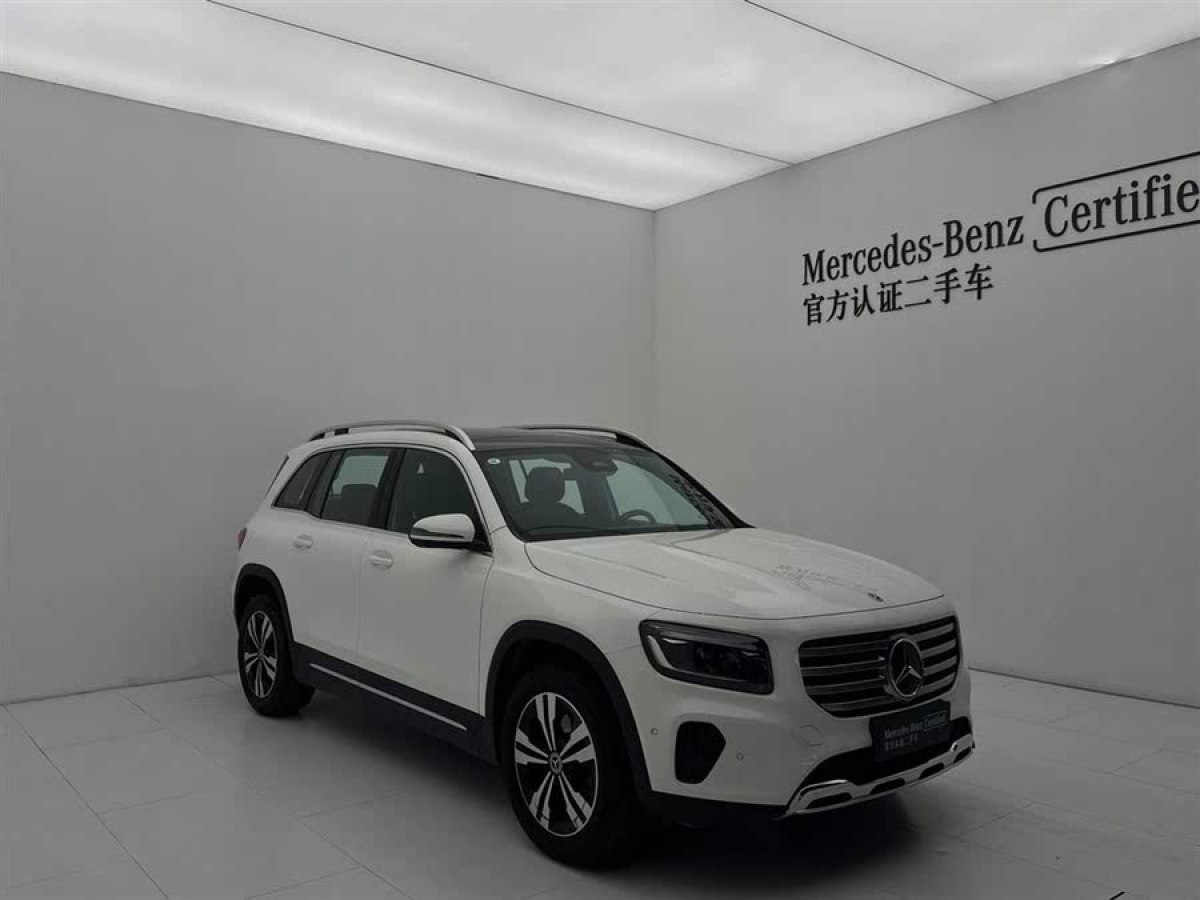 奔馳 奔馳GLB  2023款 改款 GLB 200 動感型圖片