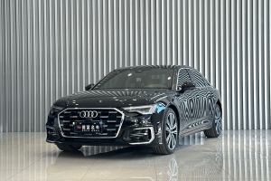 奥迪A6L 奥迪 改款 45 TFSI quattro 臻选动感型