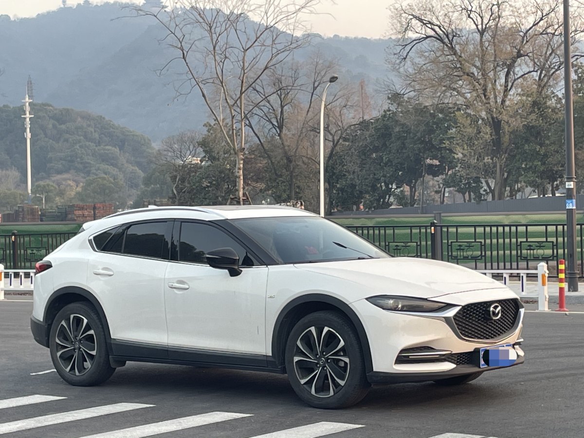 馬自達(dá) CX-4  2020款 2.5L 自動兩驅(qū)藍(lán)天駕趣版圖片