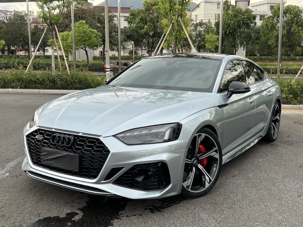 奥迪 奥迪RS 5  2021款 RS5 Sportback 暗金版