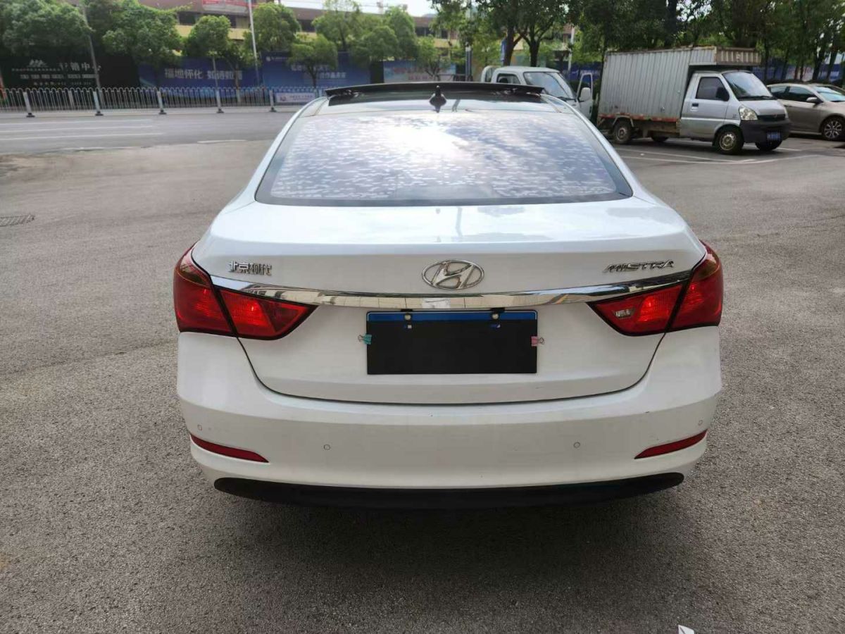 現(xiàn)代 名圖  2014款 1.8 DLX 尊貴版圖片