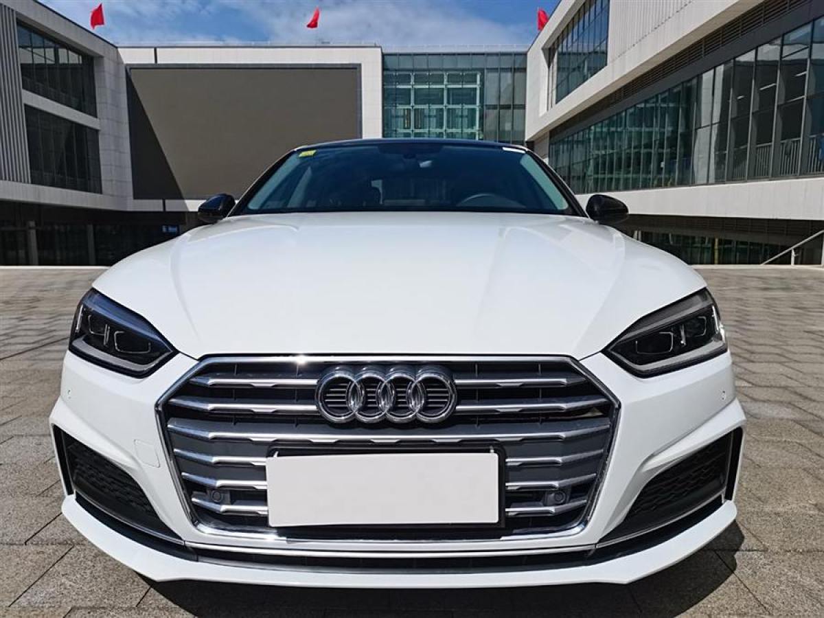 奧迪 奧迪A5  2019款 Sportback 40 TFSI 時(shí)尚型圖片