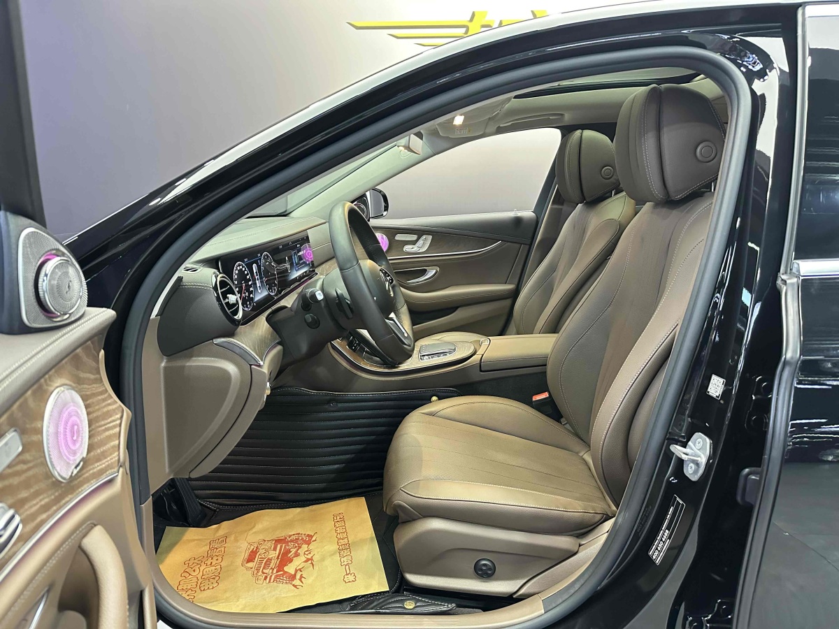 奔馳 奔馳E級(jí)  2019款 改款 E 300 L 時(shí)尚型圖片