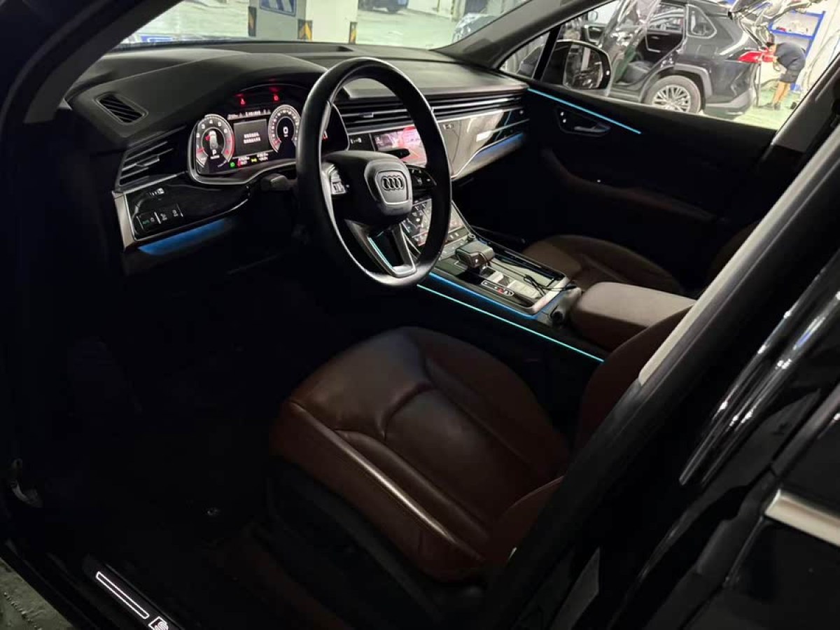 奧迪 奧迪Q7  2023款 55 TFSI quattro S line運動型圖片