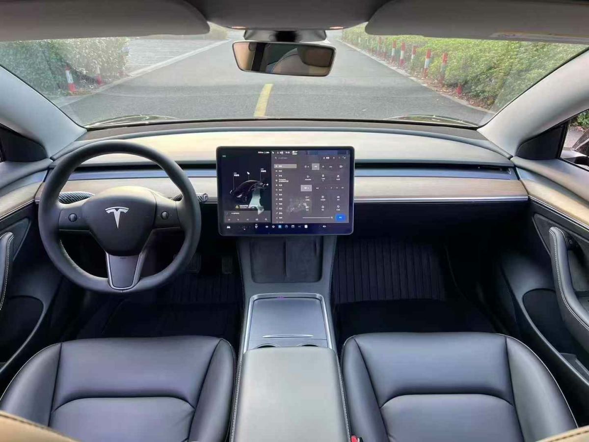 特斯拉 Model S  2021款 Plaid Plus 版圖片