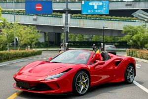 Purosangue 法拉利 6.5L V12