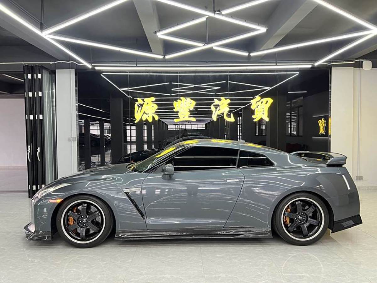 日產(chǎn) GT-R  2013款 3.8T Premium Edition圖片