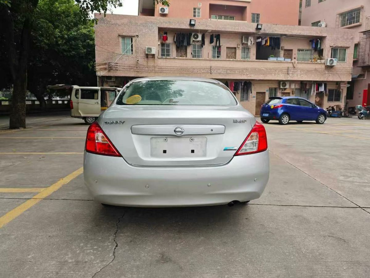 日產(chǎn) NV200  2013款 1.6L 尊貴型 國V圖片
