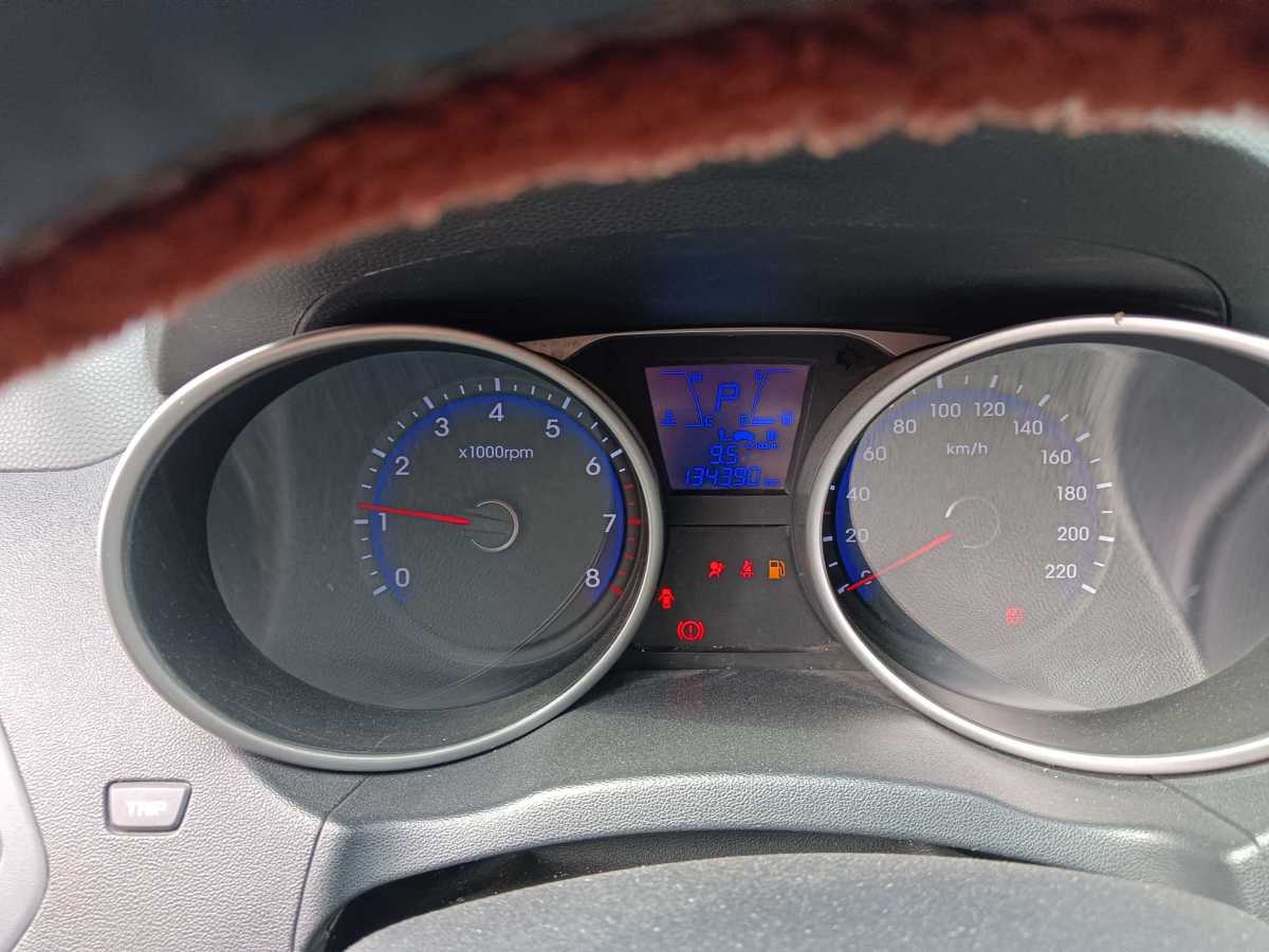 現(xiàn)代 ix35  2013款 2.0L 自動兩驅智能型GLS 國IV圖片