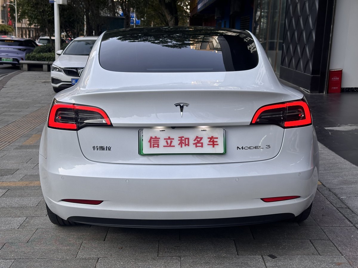 特斯拉 Model Y  2023款 后輪驅(qū)動版圖片