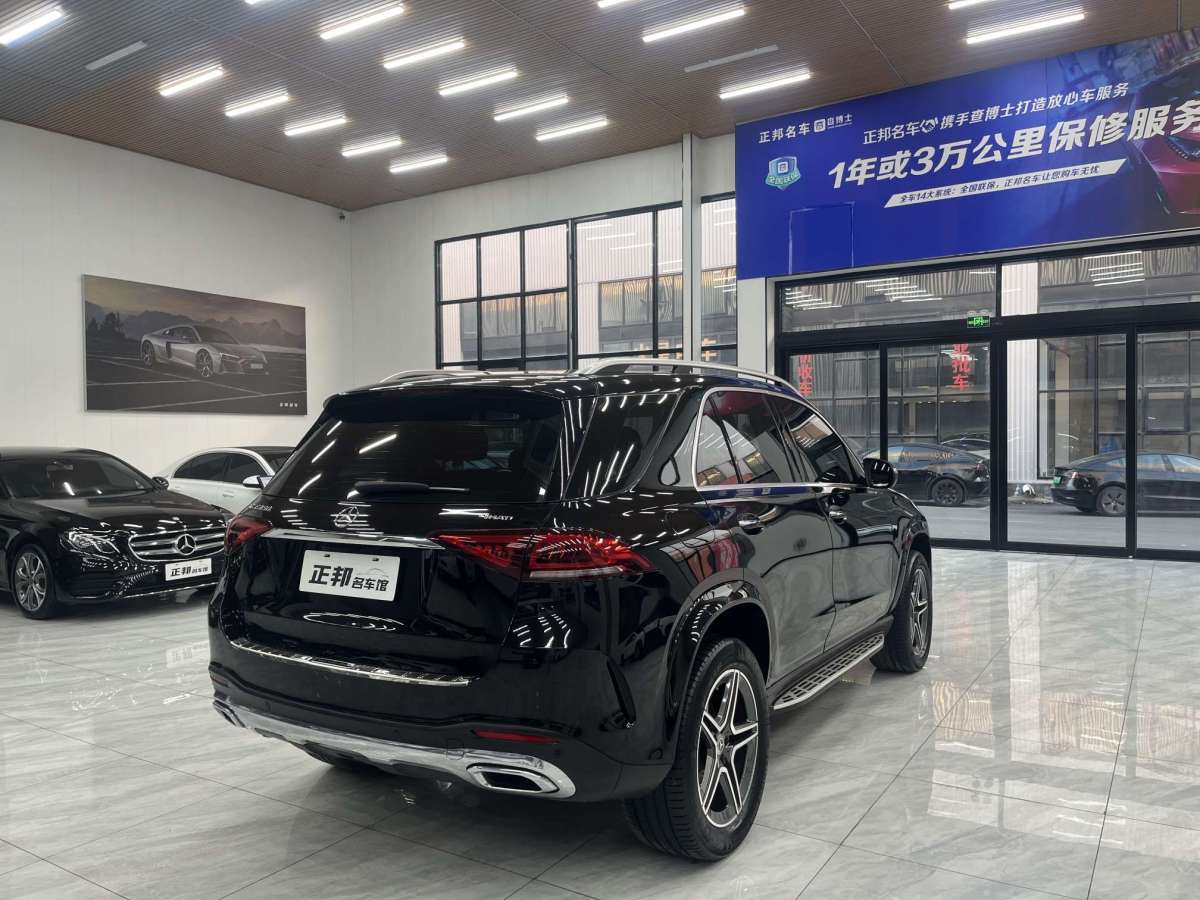 奔馳 奔馳GLE  2020款  GLE 350 4MATIC 時(shí)尚型圖片