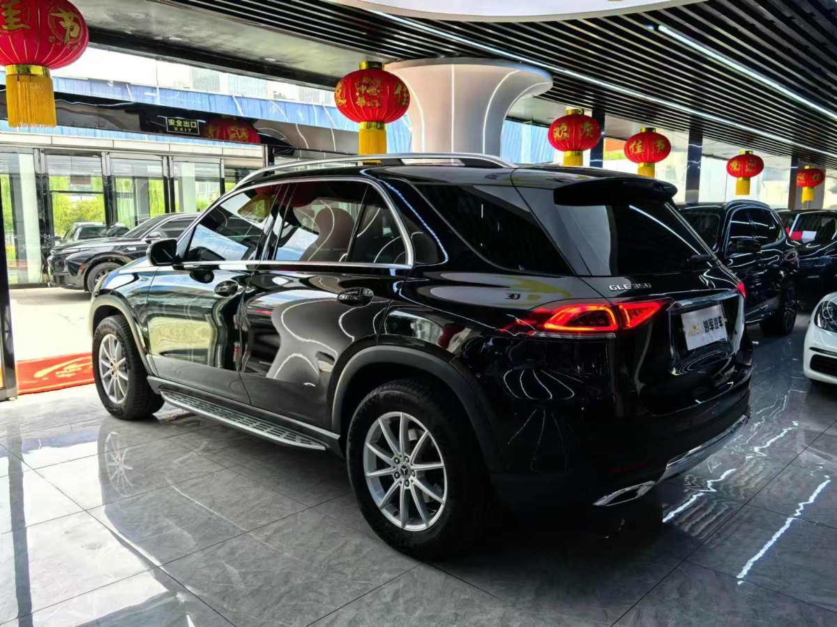 2021年9月奔驰 奔驰GLE  2023款 GLE 350 4MATIC 动感型