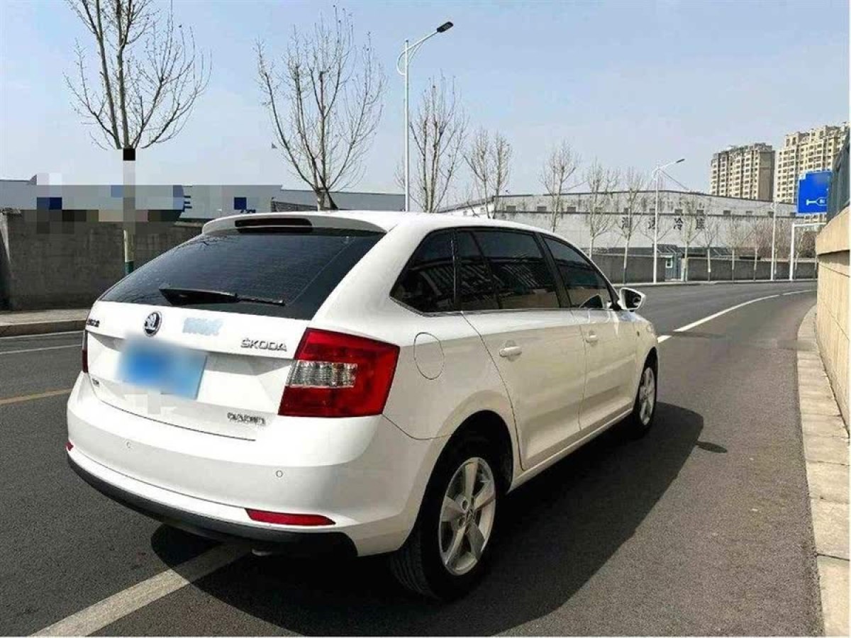 斯柯達(dá) 昕動(dòng)  2014款 1.6L 自動(dòng)悅享版圖片