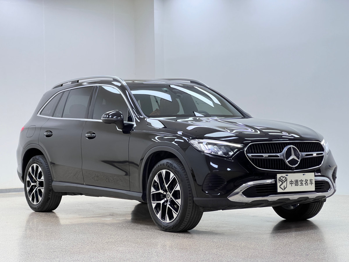 2023年6月奔馳 奔馳GLC  2023款 改款 GLC 260 L 4MATIC 動(dòng)感型 5座