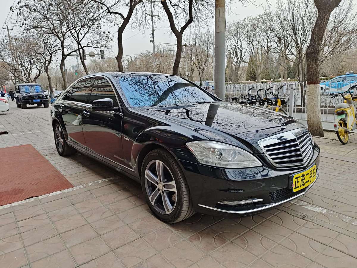 2012年7月奔驰 奔驰S级  2012款 S 350 L 4MATIC Grand Edition