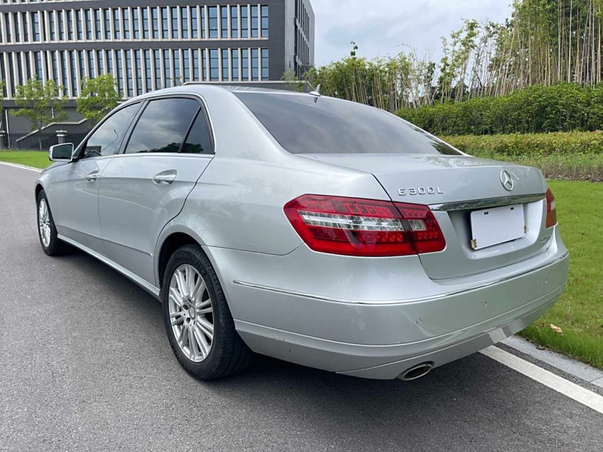 奔馳 奔馳E級  2012款 E 300 L 優(yōu)雅型圖片