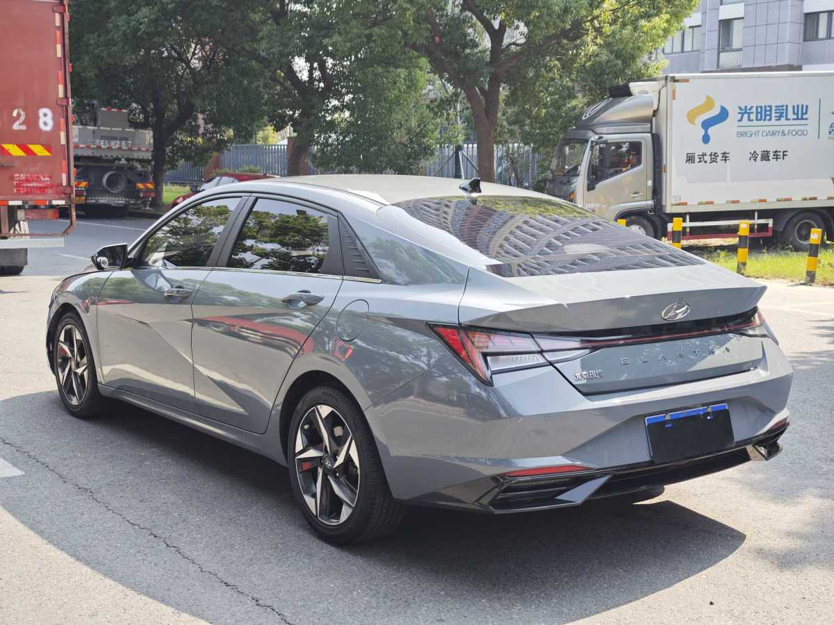 現(xiàn)代 伊蘭特  2021款 1.5L LUX尊貴版圖片