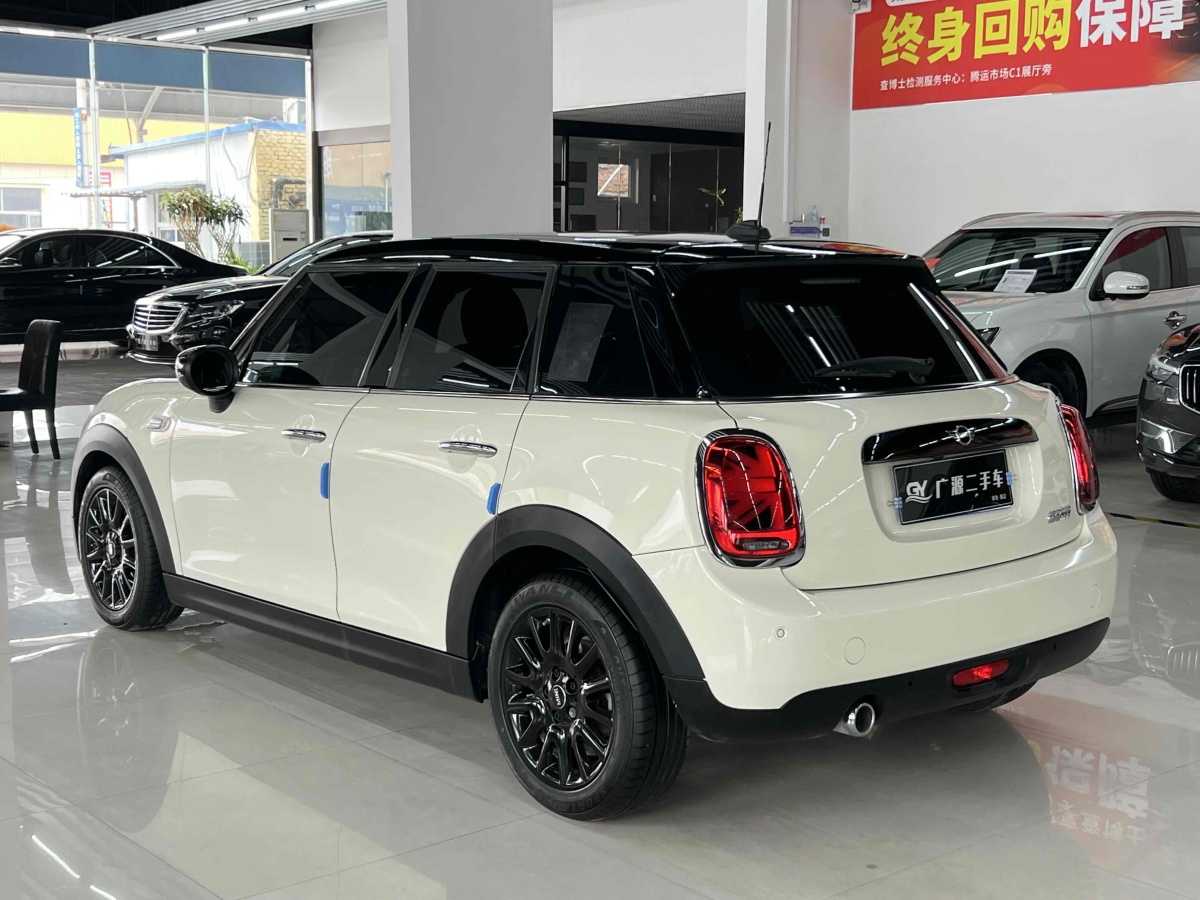 MINI MINI  2021款 1.5T COOPER 經(jīng)典派 五門版圖片