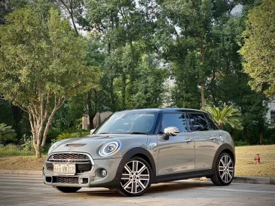 2021年05月 MINI MINI 2.0T COOPER S 賽車手 五門版圖片