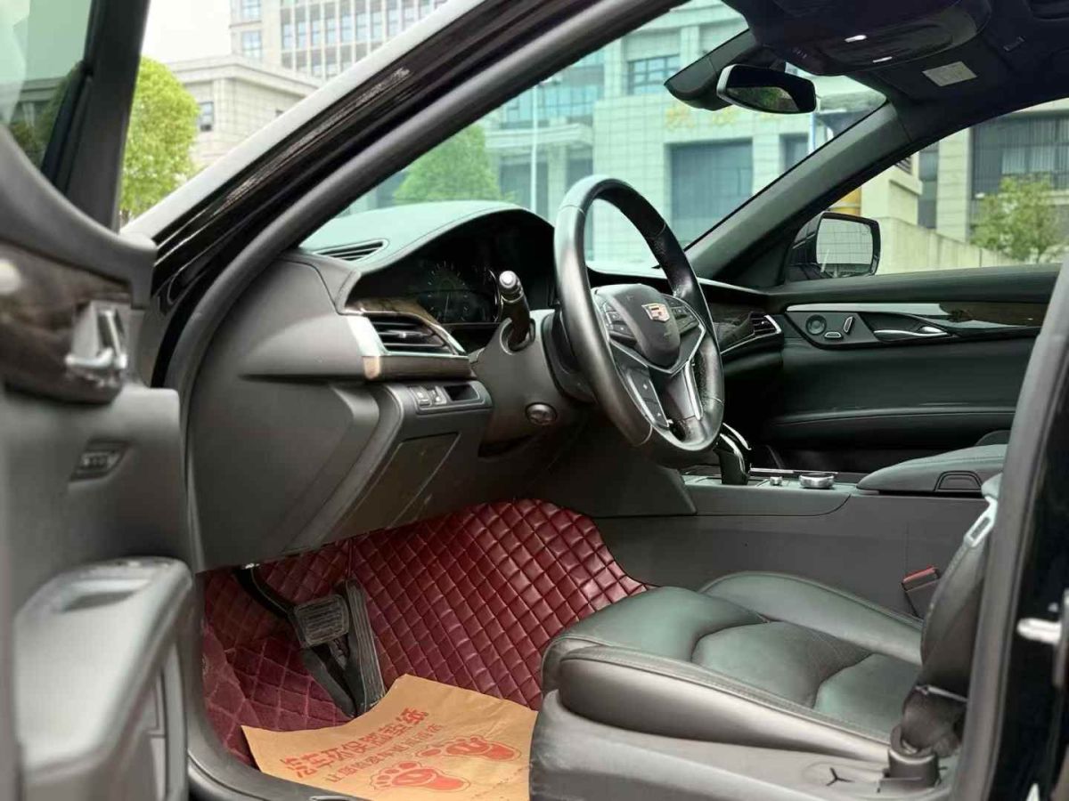 凱迪拉克 CT6  2023款 28T 豪華型圖片