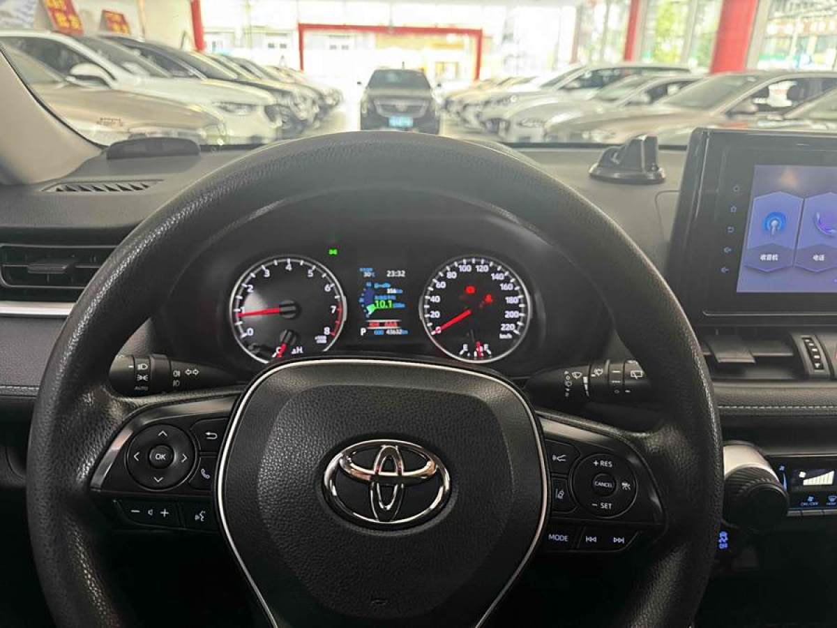 豐田 RAV4榮放  2020款 2.0L CVT兩驅(qū)都市版圖片