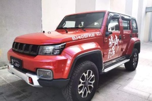 BJ40 北京 PLUS 2.0T 自動四驅(qū)城市獵人版
