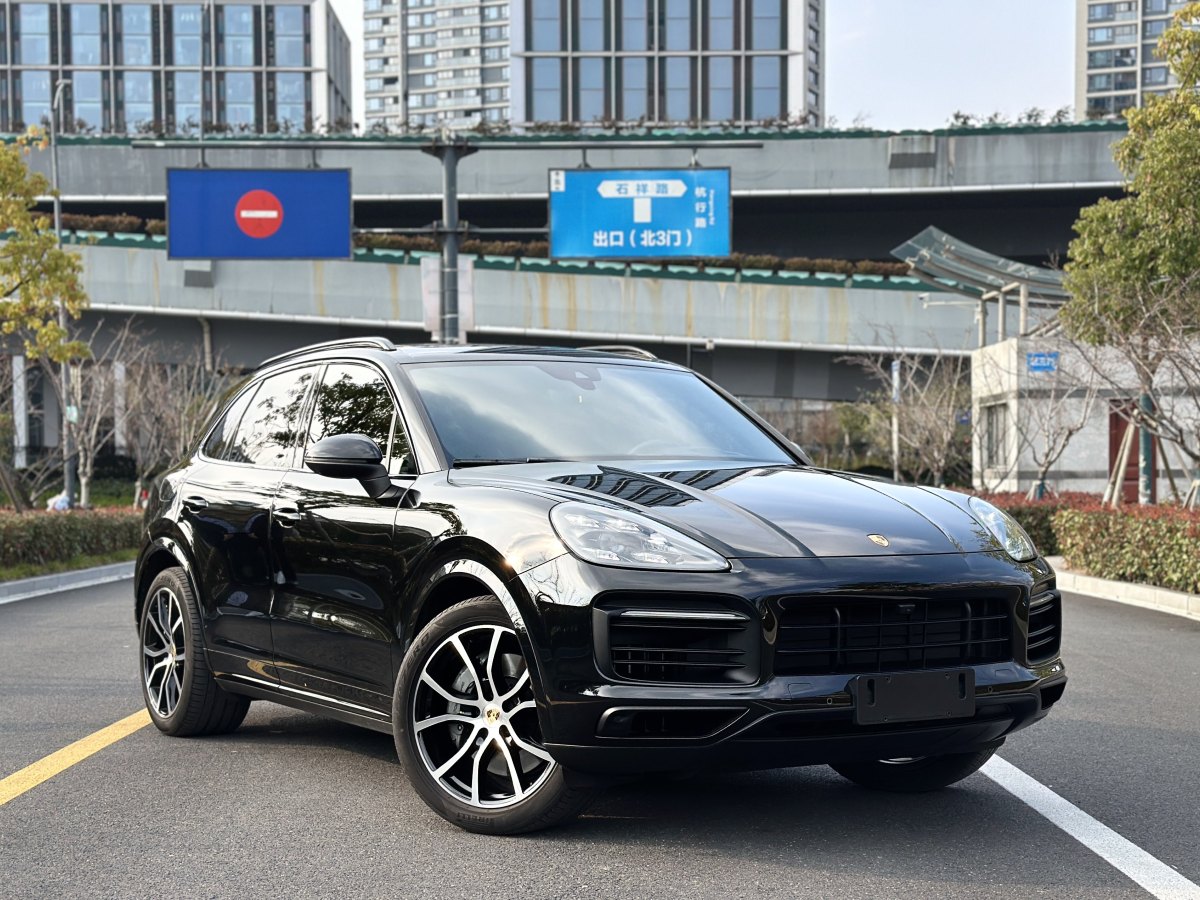 保時(shí)捷 Cayenne  2023款 Cayenne S 2.9T 鉑金版圖片