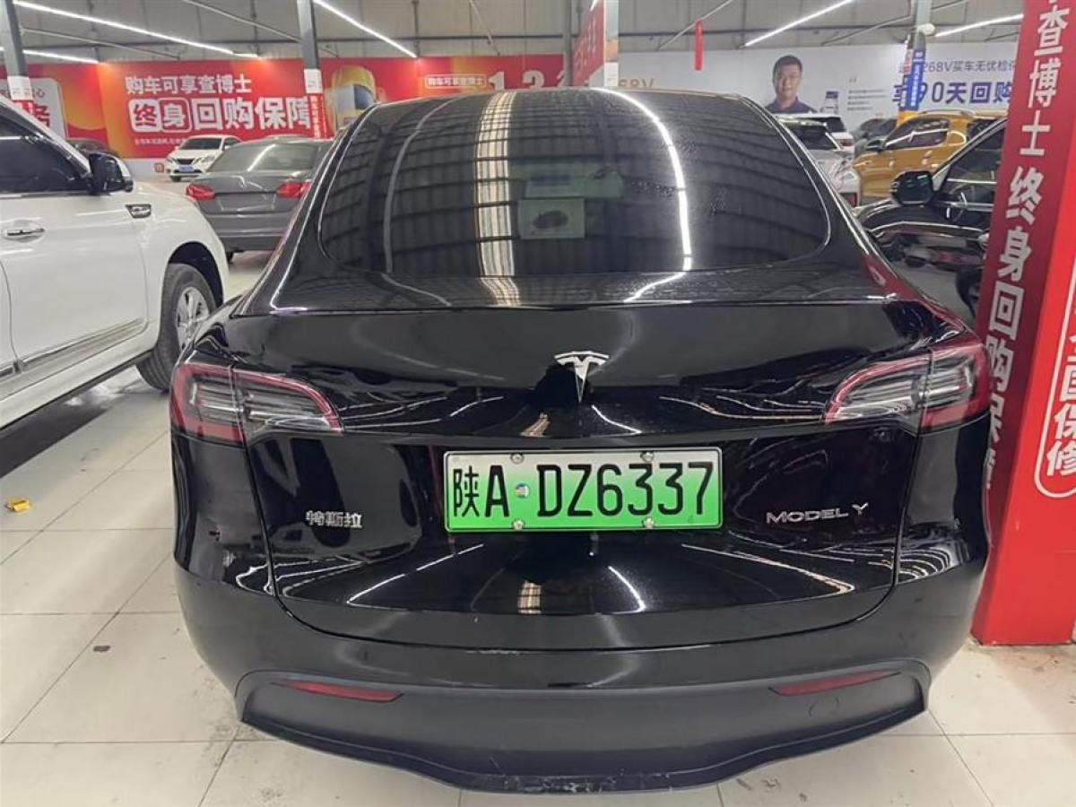 特斯拉 Model 3  2022款 后輪驅(qū)動版圖片