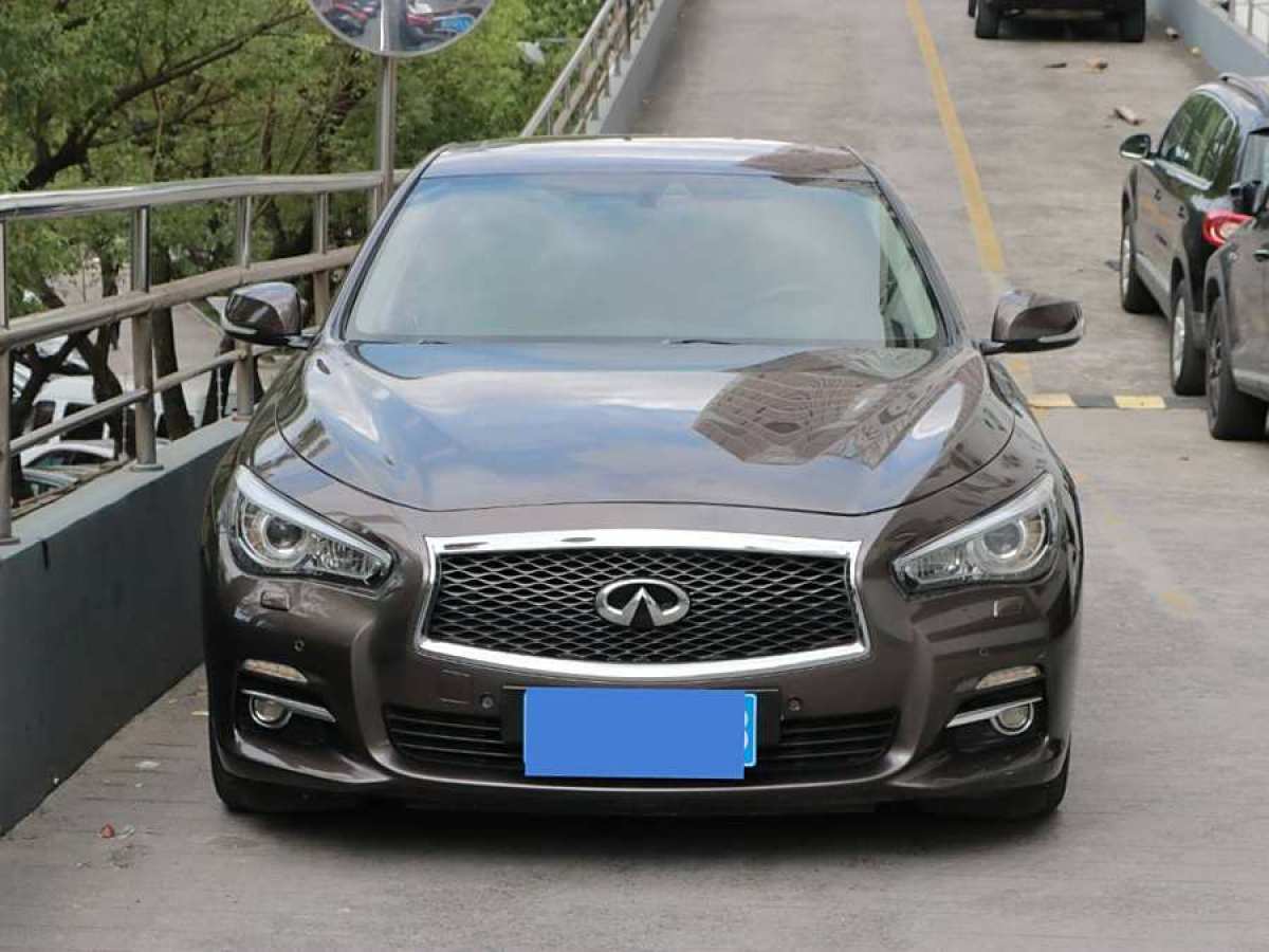 2015年9月英菲尼迪 Q50  2014款 3.7L 舒適版